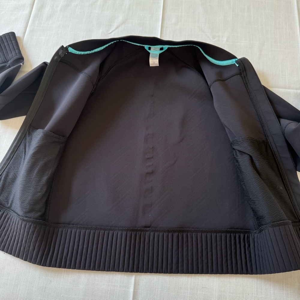 Ivivva by Lululemon Black Black Full Zip Jacket Girls Size 8 - Picture 7 of 7